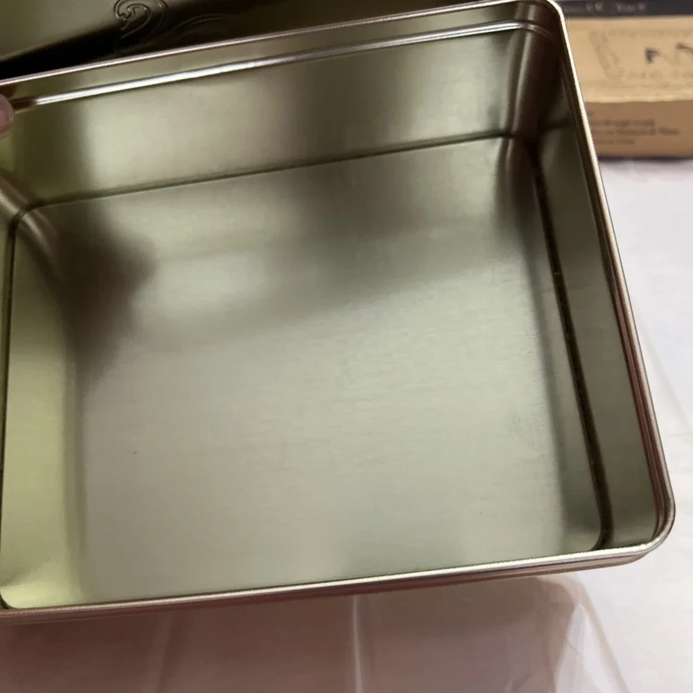 Vintage Rose Gold Schwans Tin